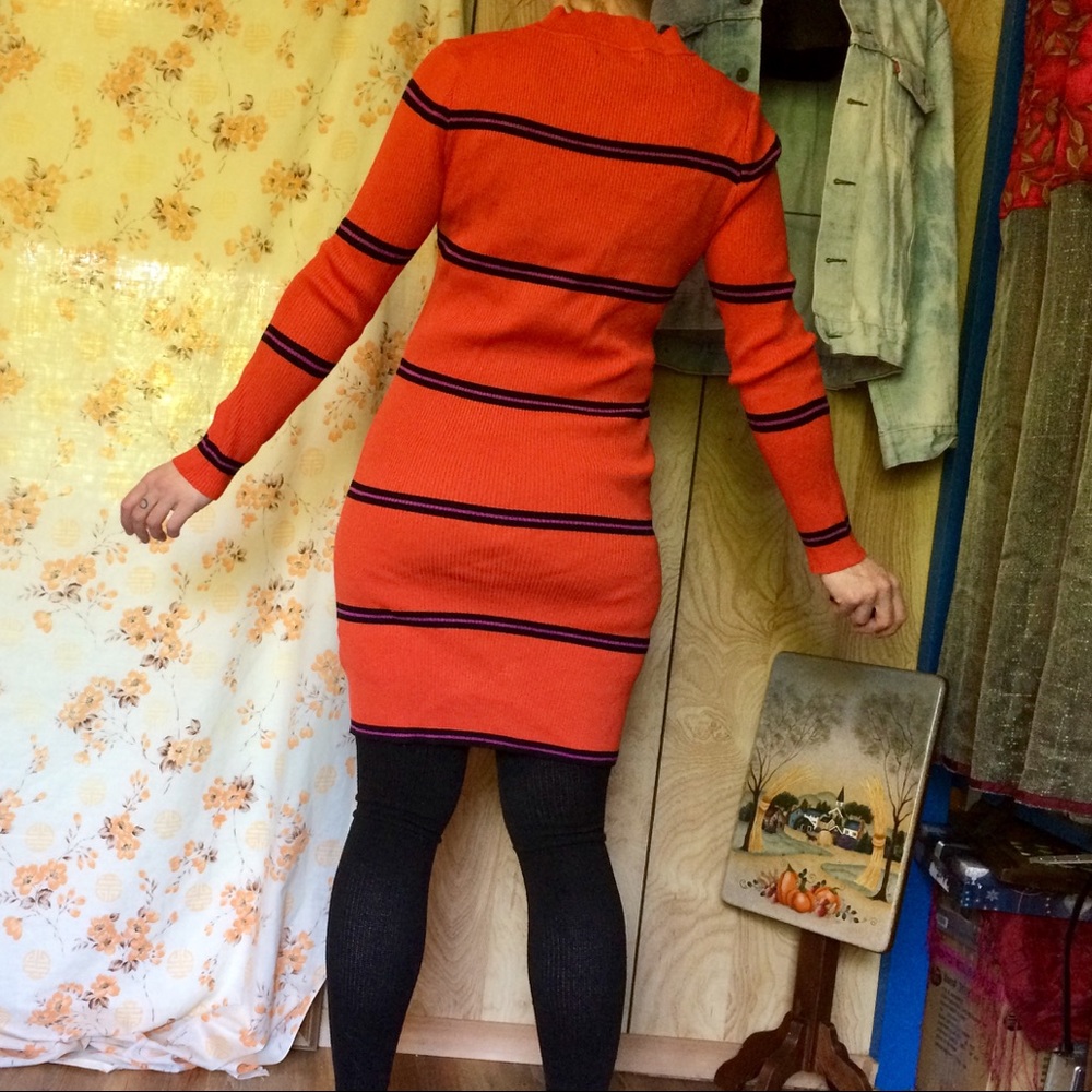Mock neck knit mini dress - Picture 3 of 6